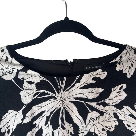 Banana Republic Size 12 Black & White Floral Short Sleeve Dress Elegant - Picture 7 of 14